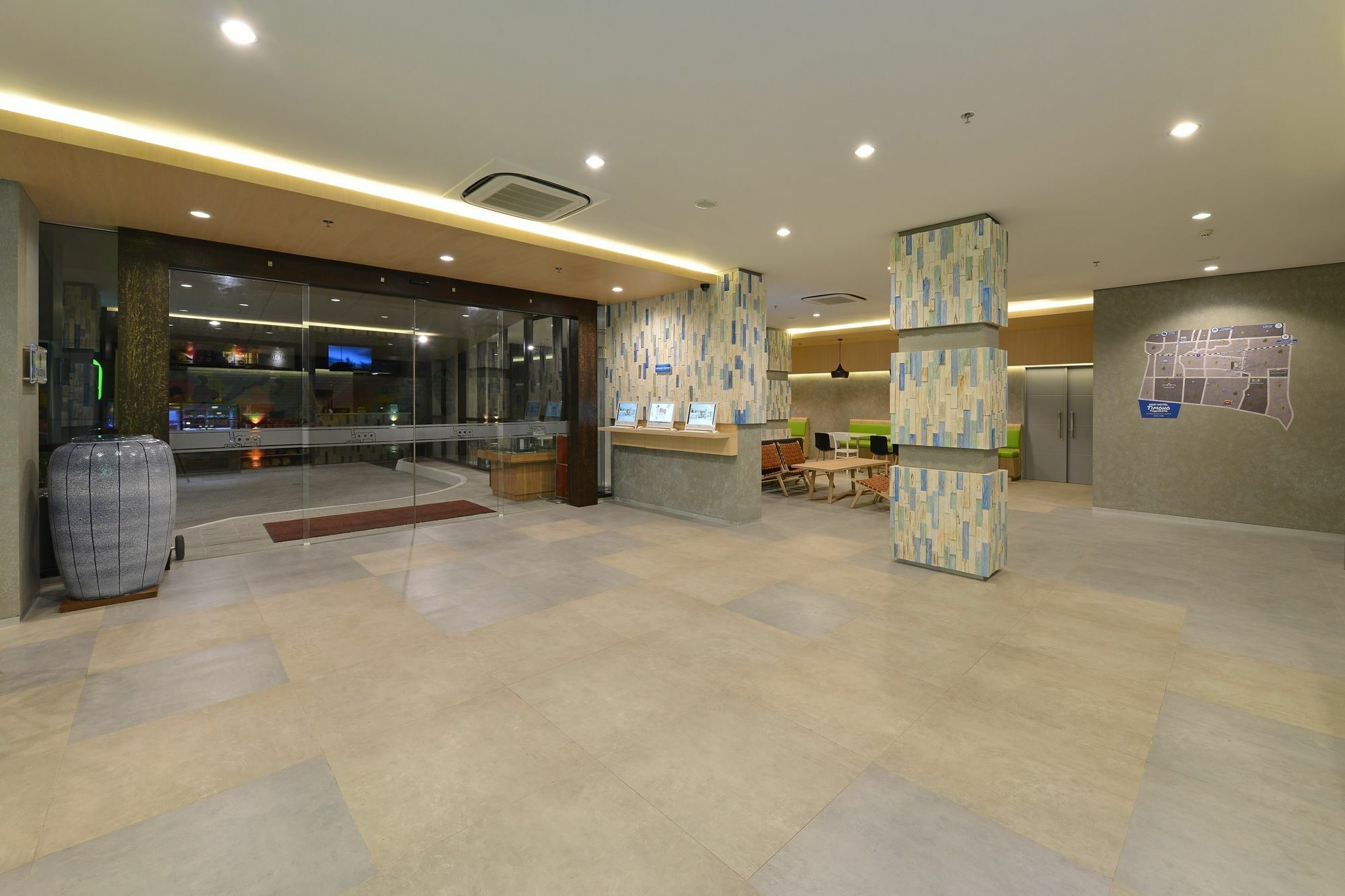 Pop! Hotel Timoho Yogyakarta Exterior photo